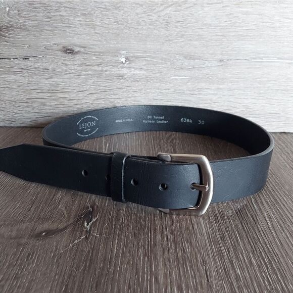 Lejon Oil Tanned Nu-Buck Back Nine Belts in Beige